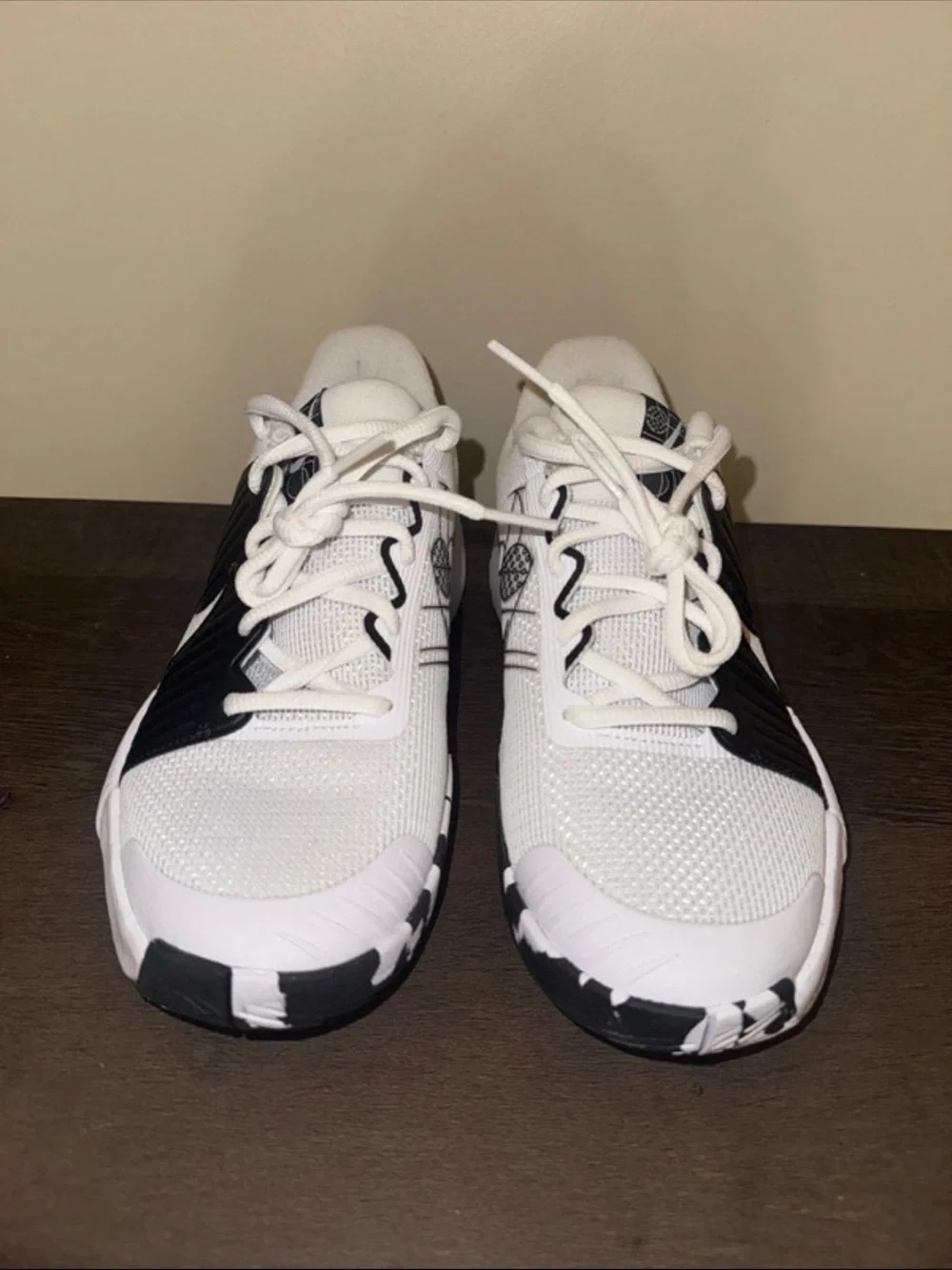 Nike White and Black Women's Sneakers